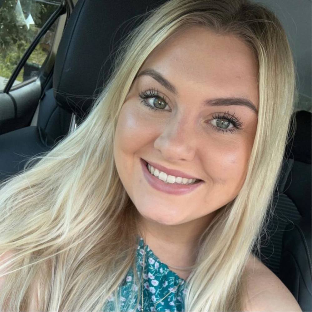 Meet your Posher, Caitlynn